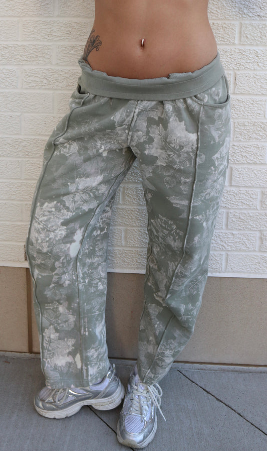 Straight Leg Sweatpants